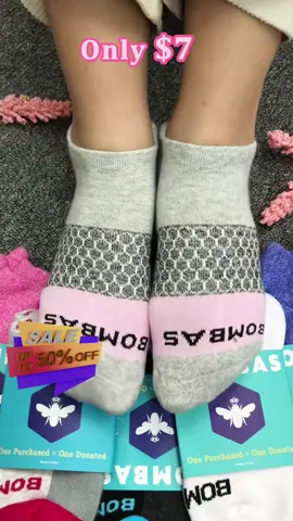#socks #bombas #stockingstuffers #tiktokshopblackfriday #tiktokshopcybermonday  #spotlightfinds #giftguide #TTSDelight #giftsforher #giftsforhim