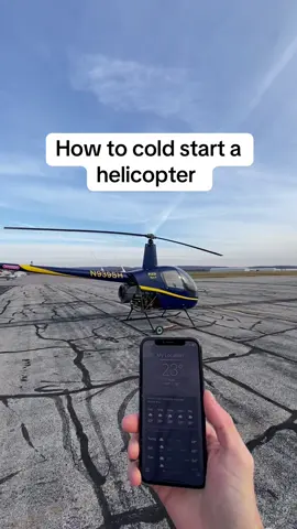 Cold starting a helicopter! #helicopter 