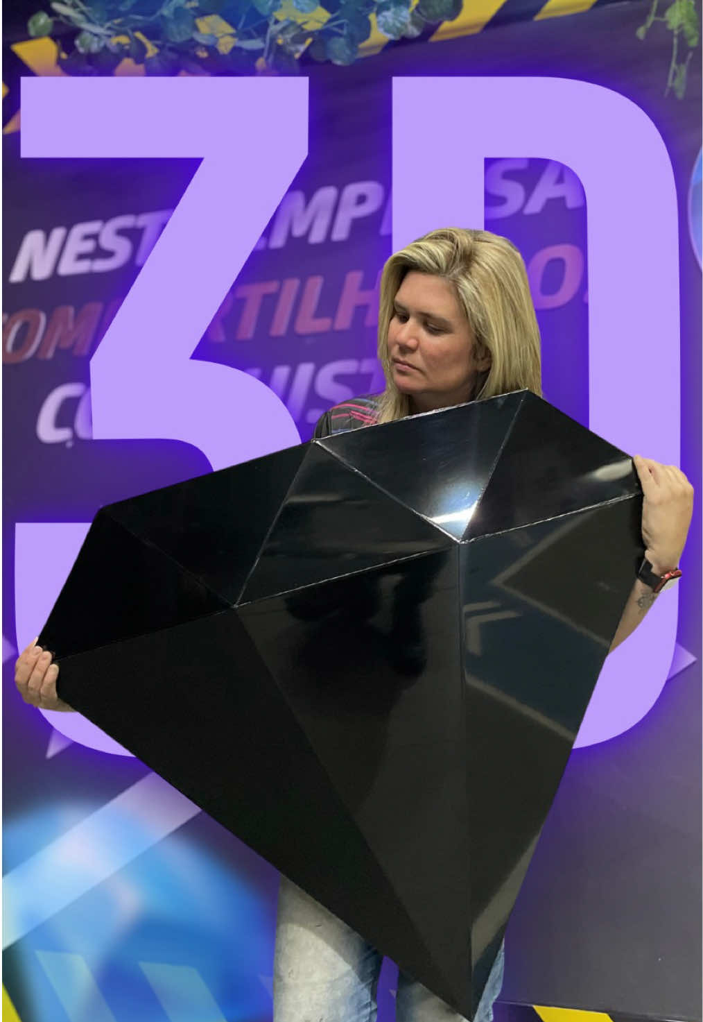 E aí? O que achou desse diamante 3D?💎 Comenta aqui o que achou✅ -Projeto feito pelo @/tomnogueira.3d #comunicacaovisual #cvunida #projeto3d #diamante 