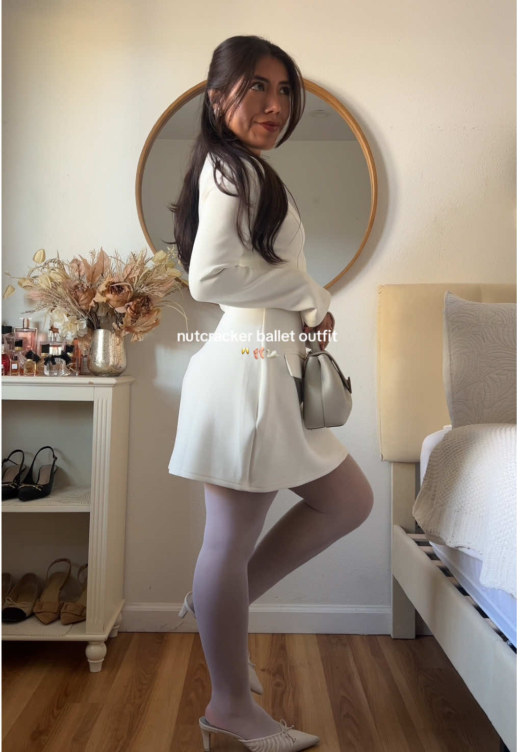 saw the nutcracker with my mom on saturday, it was so divine 🦢🥂🤍🩰 #nutcrackerseason #nutcrackerballet #outfitinspo #classystyle 