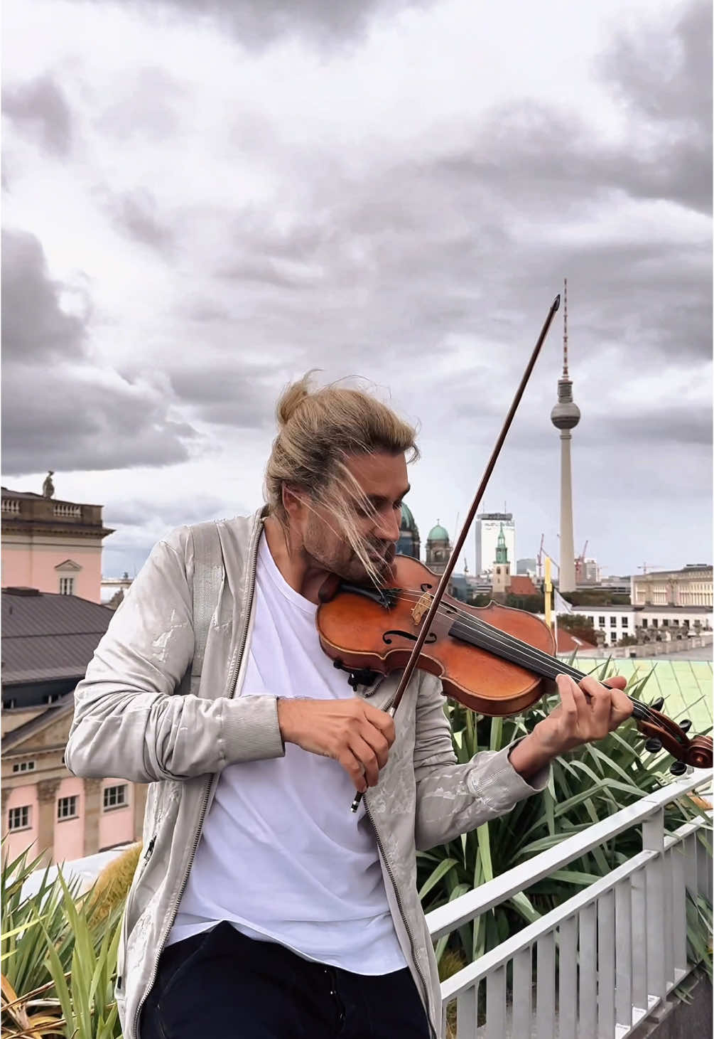 Dance Monkey David Garrett Edition 🥰🎻 #dancemonkey #tonesandi #tonesandidancemonkey #davidgarrett 