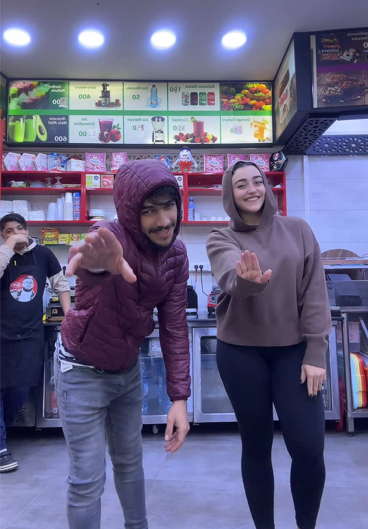 الجميلة و الوحش😂😂😂😂😂😂😂😂#🇩🇿 #برطاجيو_الفيديو_خاوتي #الشعب_الصيني_ماله_حل😂😂 @Abdelli Ines 