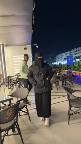 يدق يدق 😂😂😂💔