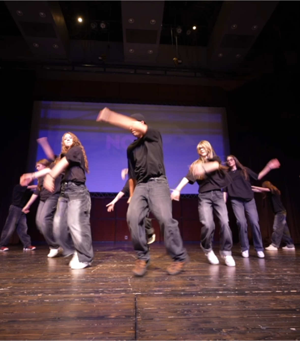 NoName 😤 #f #fyp #dancer #hiphop #forupage #phonk #dancechallenge #krump #krumping #fyyyyyyyyyyyyyyyy 