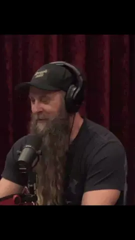 #bertsorin #fyp #fypツforyoupage #fypツviral #joeroganpodcast #joerogan #intrestingstory 