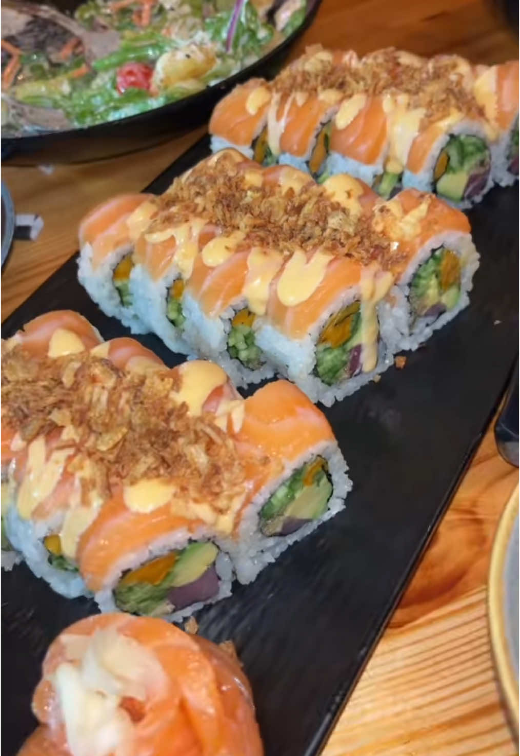Wassakkiii مع العائلة🫶🏻🫶🏻🫶🏻🫶🏻🫶🏻❤️🥗🍤🦐🍣🥗🔥@וואסאקי סושי Wasaki Sushi #sushi  