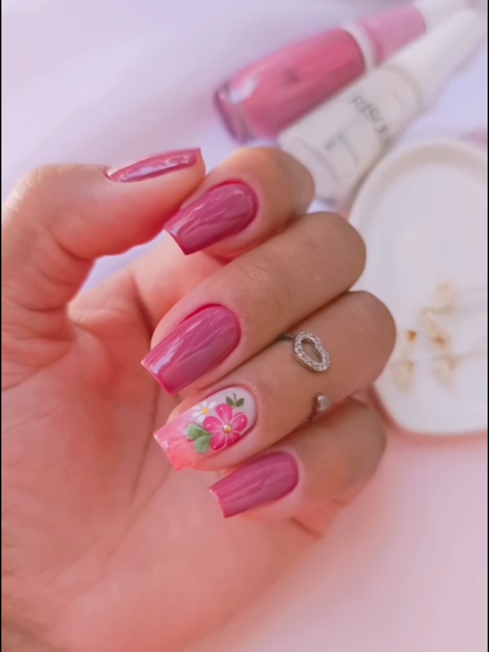 unhas decoradas com Adesivos de unhas artesanais ✨💅  o que você achou dessa combinação? #manicureporamor #unhaslindas #unhasdecoradas #nailsnailsnails #manicureepedicure #TransformeSuasUnhas #AdesivosDeUnha #unhasluxo 