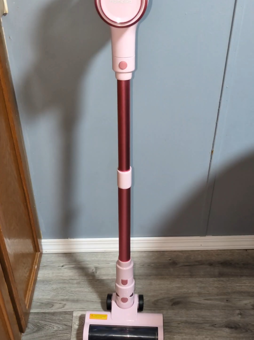 No puedo creer que este en descuento la Homeika aspiradora @Homeika US #homeikavacuum #homeika #homeikacordlessvacuum #cordlessvacuumcleaner #vacuumcleaner #bestcordlessvacuum #cleaningtiktok #CleanTok #tiktokshop #tiktokshopfinds #pink #tiktokshopholidayhaul #tiktokshopcybermonday #tiktokshopblackfriday #christmas 