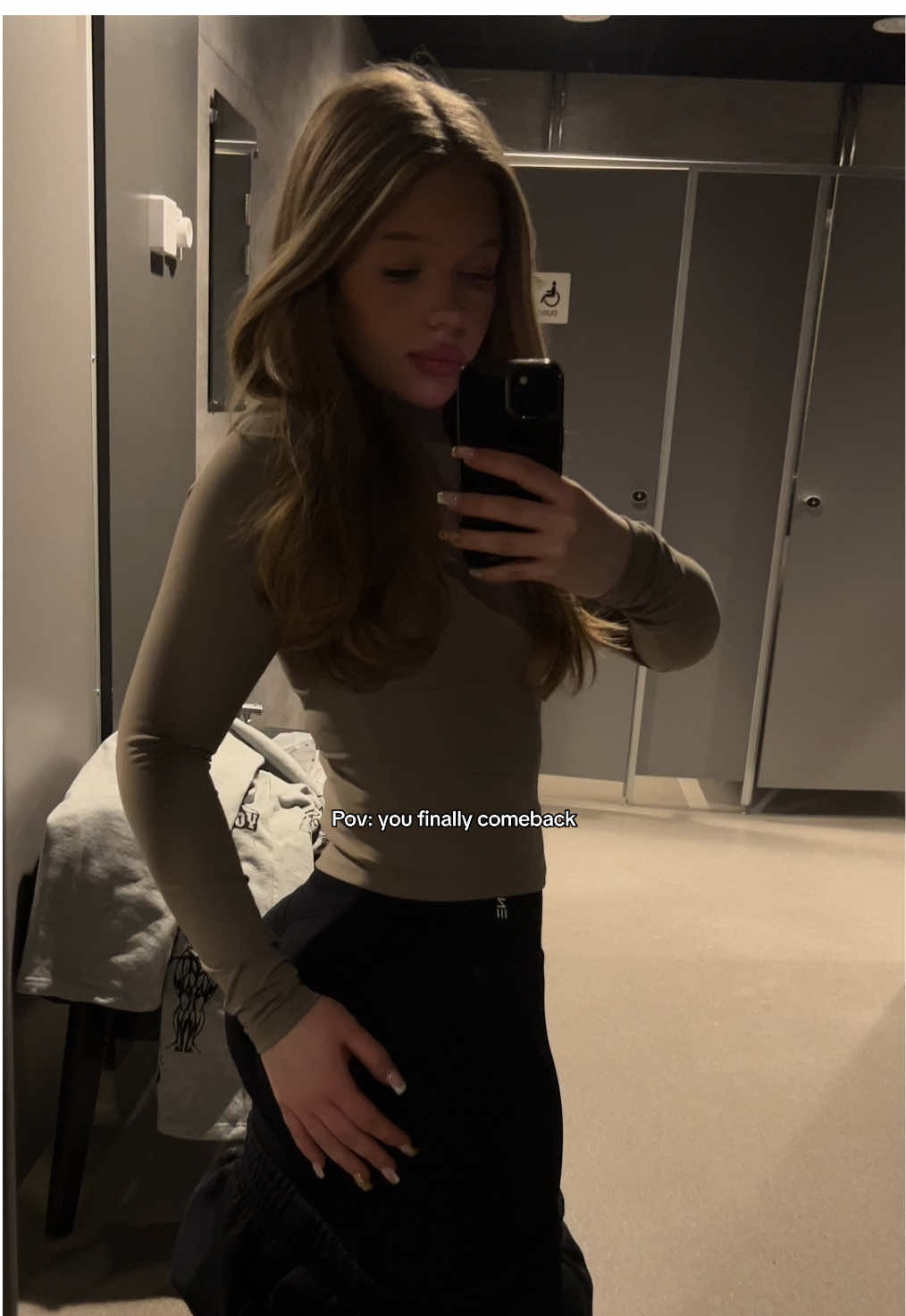 @DFYNE dc: ”EMMA” i’m a size XS in tops/S in leggings🫶🏼