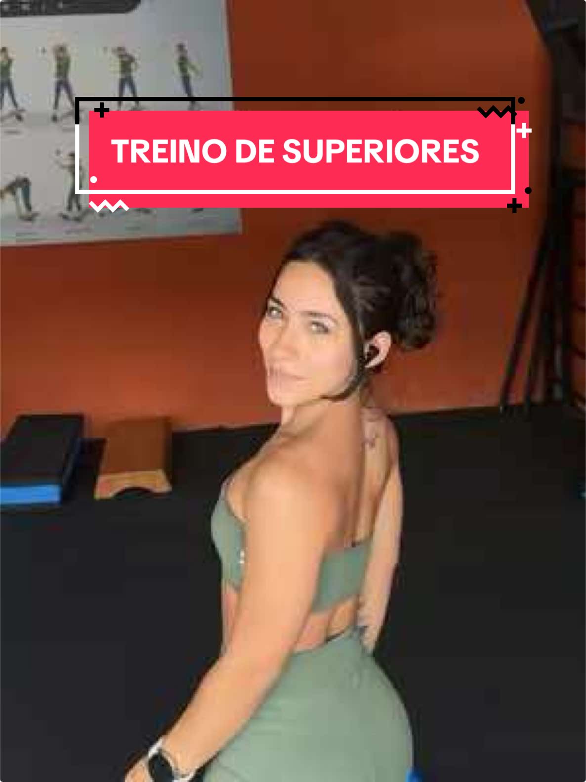 Treino de costas e ombros das tanajuras  #isaabrahao #superiores #treinodecostas #ombro #gymgirl #musculação 