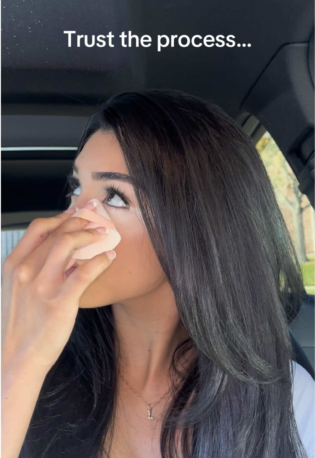 Makeup transformation time lapse #makeuptutorial #makeuphack #timelapse #makeuptransformations #paratii #fyp #mexicana #makeuptransformation 