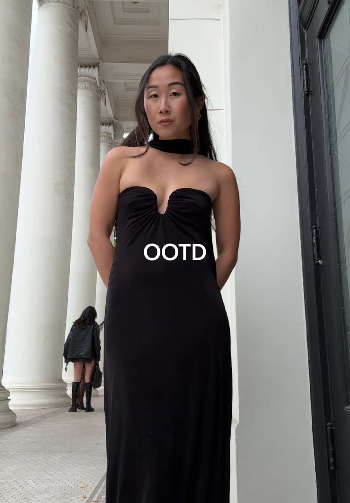 dressed up in @WAYF 🖤 #OOTD #outfitcheck #lbd #blackdress 