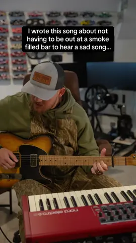 “House Band” let me know what you think in the comments! #countrymusic #lovesong #sadsong 