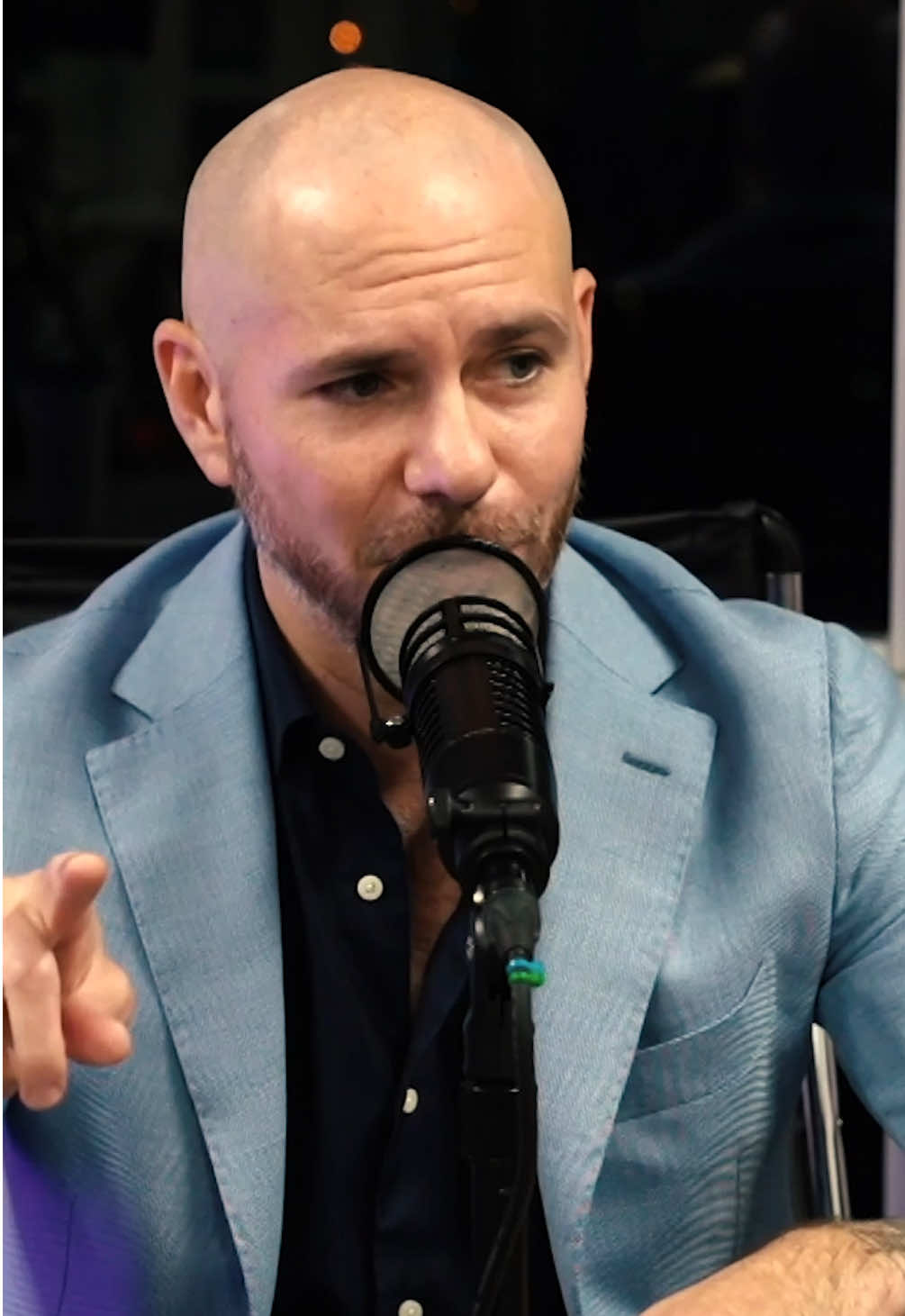 Not everybody in your circle is in your corner, and not everybody in your corner should be in your circle 💯📍 #quoteoftheday #mrworldwide 
