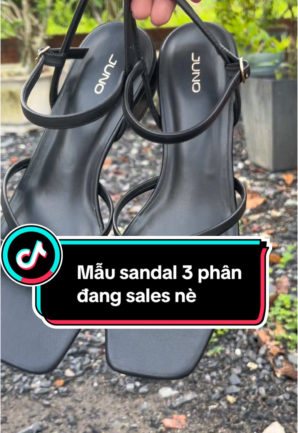 Mua link bên dưới đang giảm 50% nha #juno #giaynu 