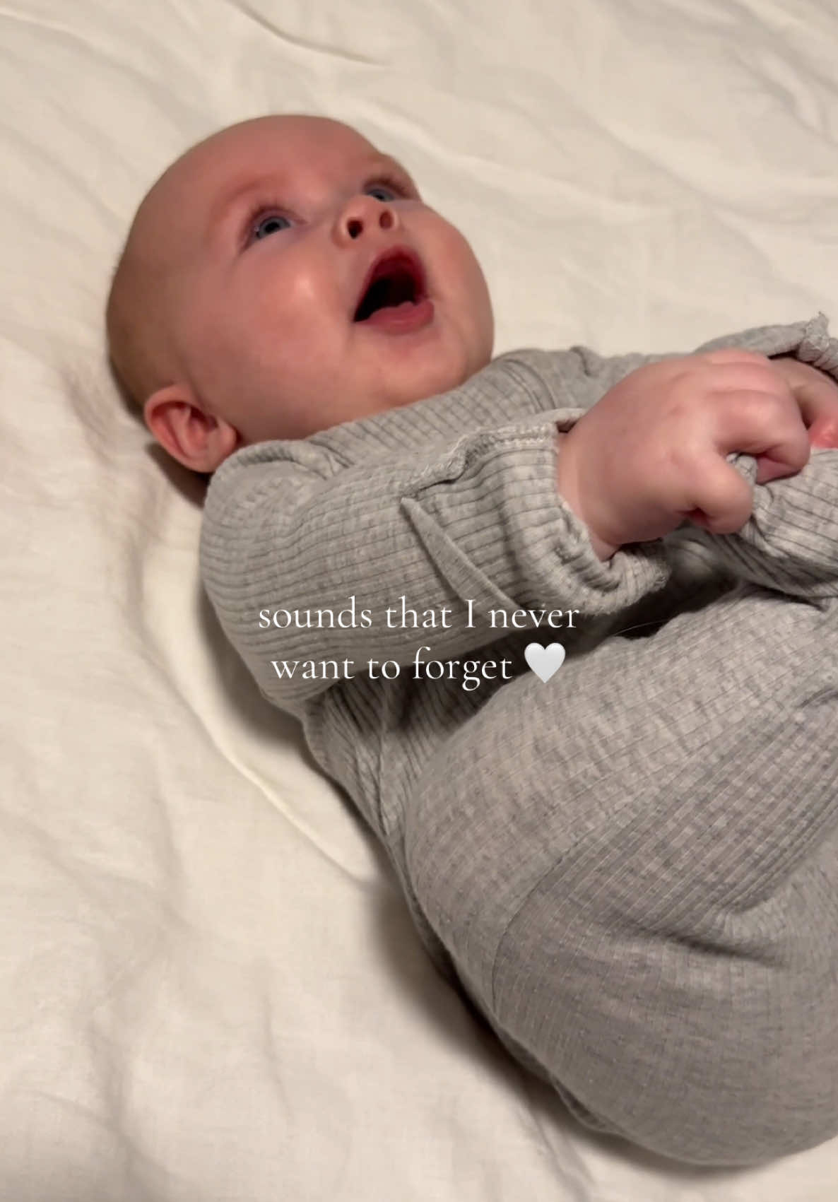 my happy girly!!! 🥹🫠  . . . #fy #fyp #newborn #infant #5months #5monthsold #babytalk #babytalking #funnybaby #funnybabyvideos #babytok #babytiktok #babygirl #baby #babylove #babyfever #firsttimemom #MomsofTikTok #momlife #momtok #momssupportingmoms #momsover30 