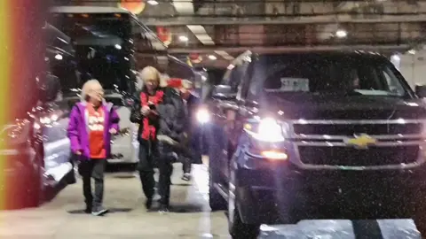 1 MIN AGO  Taylor Swift   Travis Kelce board PLANE back to New York after the Chiefs win over Browns  #taylorswift #swiftie #swifttok #erastour #swiftok #theerastour #taylorsversion #taylornation #erastour2024 #taylorswifterastour #erastourtaylorswift #kelce #traviskelce #taylorswifttok #reputationtaylorsversion #TrendTok #TrendTokApp