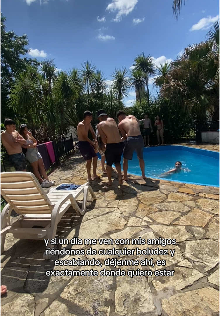 pobre chiara #amigos #felicidad #argentina #foryoupage #fyp #buenavida #parati 