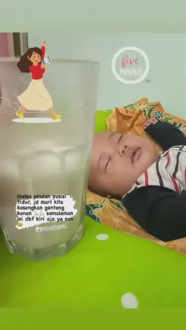 Belajar bareng yuk .. ada yang masih belum tau sinbiotik ?? Nutrisi yang paling penting di butuhkan oleh sikecil khususnya untuk si kecil yang dilahirkan secara cesar ..  #caesarjourney #ceritacaesar #mamazing #caesar #pejuangasi #sinbiotik 