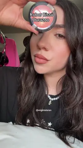 @Bissú  #rubor #bissucosmetics #maquillajeeconomico #blush #durazno #maquillaje #fyp #paratiiiiiiiiiiiiiiiiiiiiiiiiiiiiiii #makeup 