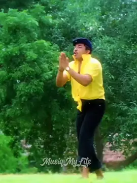 Kovilaanda Varachonniyae Vanthanae Kunkumatha Tharachoniyae Thanthanae Purusana Naan Nenachen Enna Poosari akki Puttiyae#ranjithsinger#devamusical💓#DevathayaiKandenmovie#MaamaPaiyaSong#Dhanush#SrideviVijaykumar#tamilmoviesongs#fyp#2005films