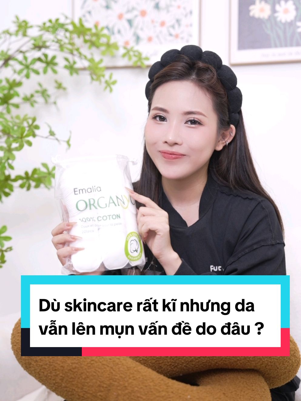 Dù chăm sóc da rất kĩ, thay đổi cả loại skin nhưng da vẫn lên mụn. Vấn đề nằm ở đâu ? #bongtaytrangEmalia #bongtaytrang #chamsocdamat #chamsocda #skincare #lamdepmoingay #mypham 