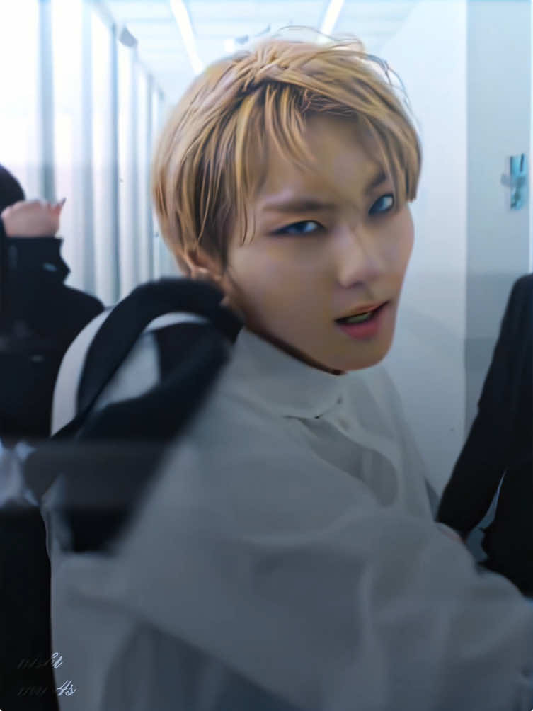 i dont think anybody has done this edit of jungwon yet 🫤 jungwon can be my sigma boy 😊 tc: @trof1mov cc: @dubu ♕ #jungwon #jungwonedit #enhypen #enhypenedit #fyp 