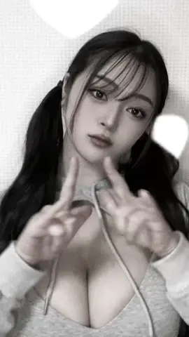 白黒バージョン #楠エマ #グラドル #グラビア #グラビアアイドル #かわいいだけじゃだめですか? 