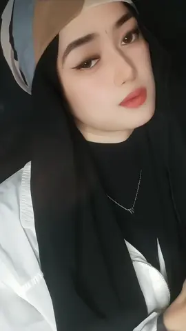 udh gtu aja lah ckuppp🥴🥴... slmt makan🍜🍜☕☕.. #bollywoodsong #indiaduet #sukaduetin😊 