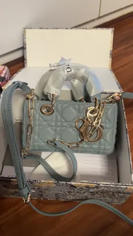 មានច្រើនពណ៍ទៀតបងបង😍❤️#royalcrafts 