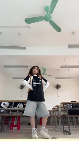 biết là nhảy bài này nhiều r nma thôi đăng nốt 😘