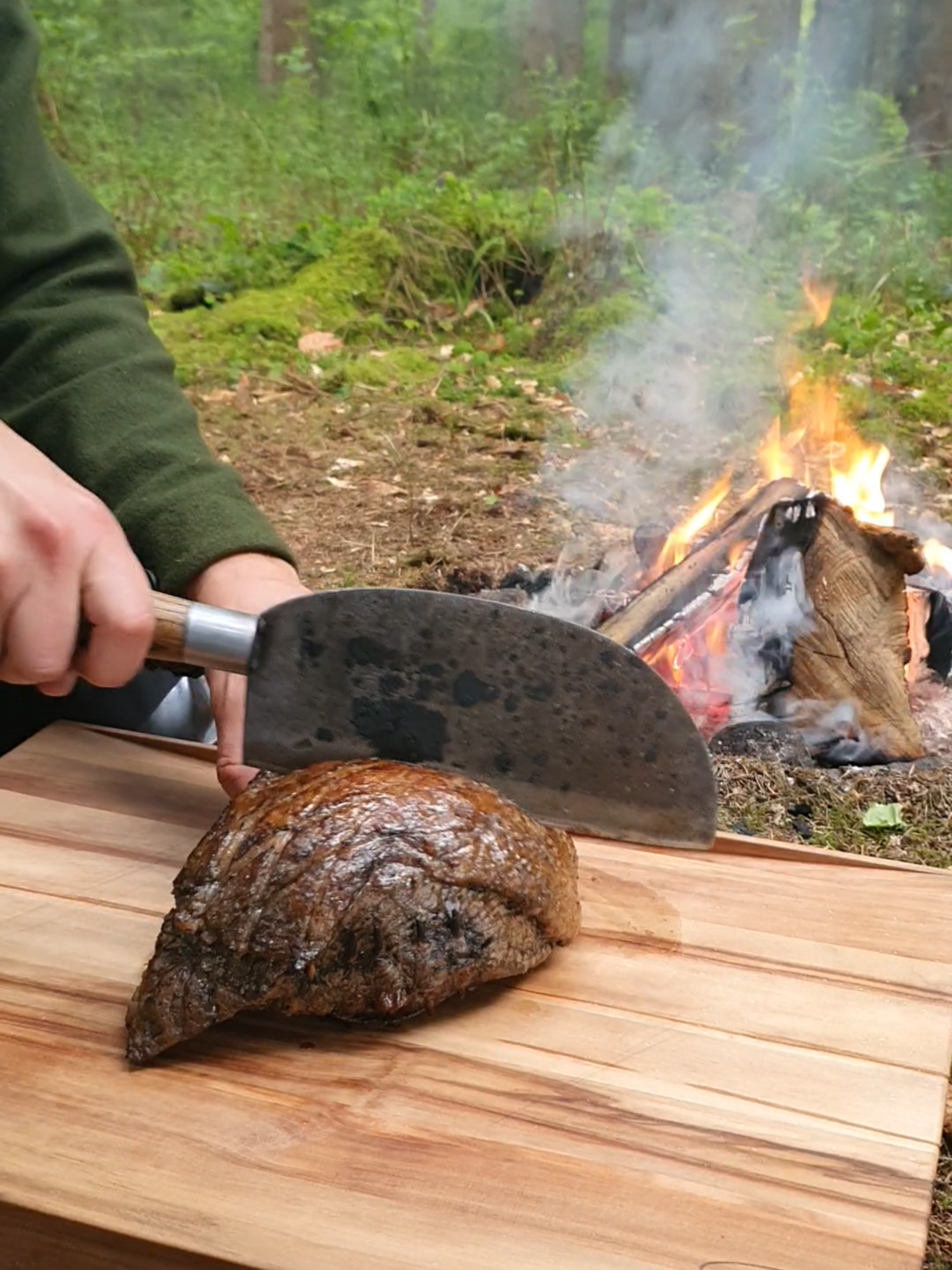Cutting into perfection. 🔪🔥 Fresh, filled, and ready to blow your mind! 🤯 #meat #firekitchen #cut