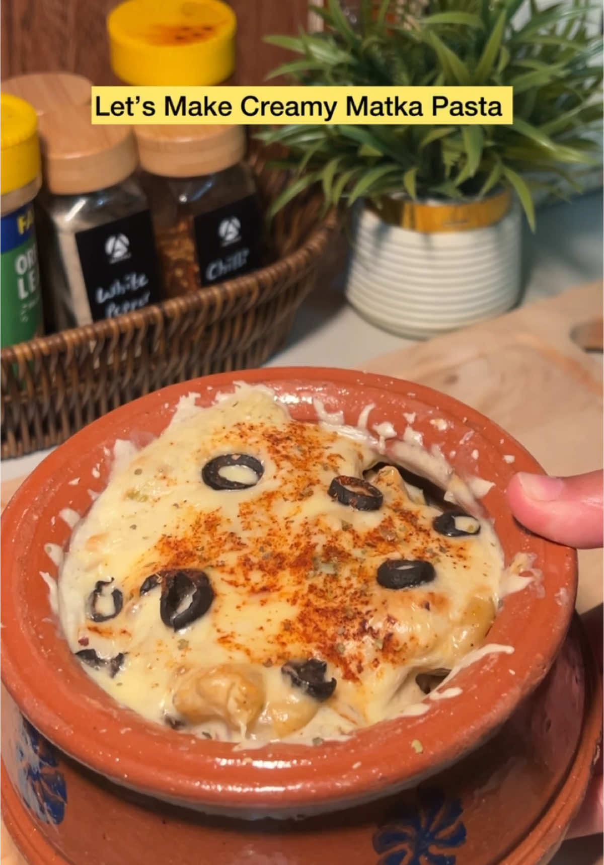 _• You wont forget this pasta, I BET YOU !😋 #foodblogger #EasyRecipes #foodasmr #foryoupage #viralrecipe #matkapasta 