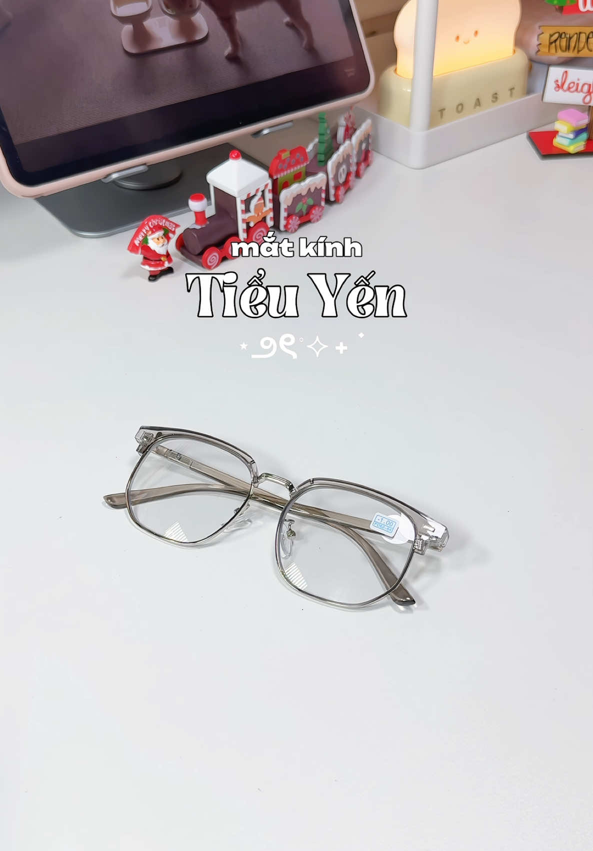 Kính cận đổi màu mà giá hạt dẻ quá nè #unbox #unboxwithvie #xuhuong #viral #xh #review #unboxing #muataitiktok #tiktokshop #kinhcan #gongkinh #kinhcandoimau #kinhtieuyen #tieuyen 