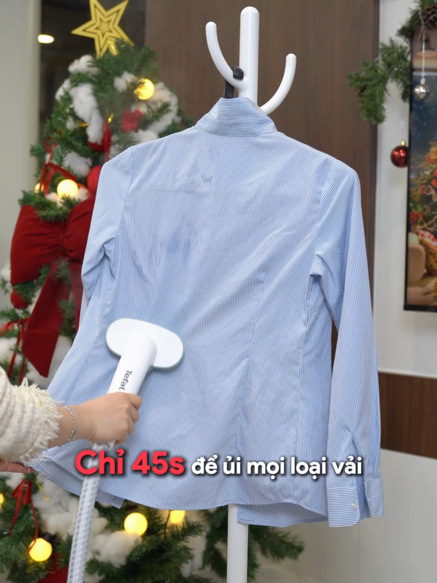 Bàn ủi đứng kết hợp móc treo Tefal Origin Home thiết kế mới dạng móc treo vừa ủi đứng, vừa làm móc treo #gigavn #hoplongecommerce #tefalvietnam #tefal #IT3274E1