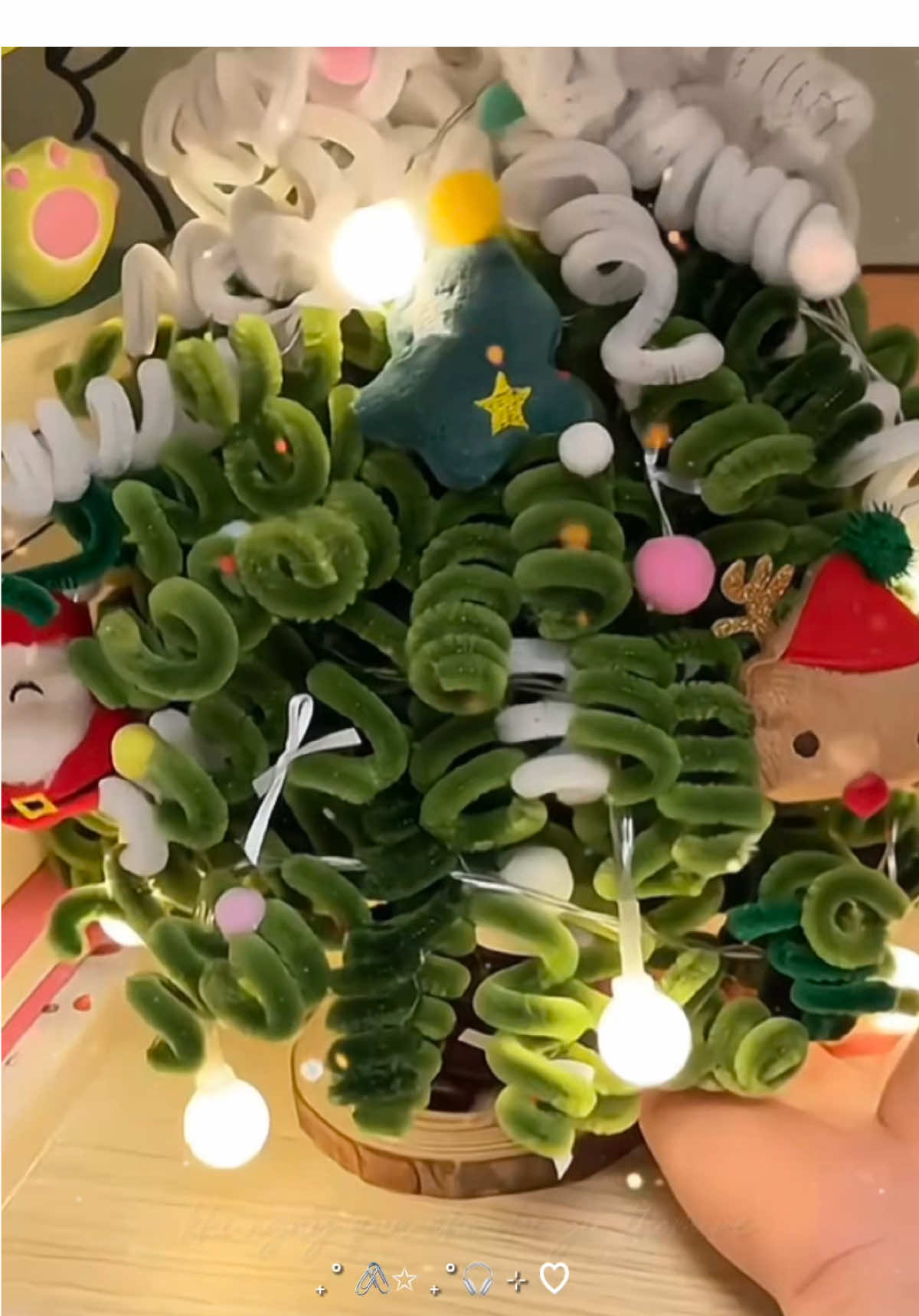 mng trang trí noel tới đâu roii🧣🎄#linhkhanhss #caythongnoelkemnhung #thuconghandmade #kheotay #noel #xh #viral #CapCut 