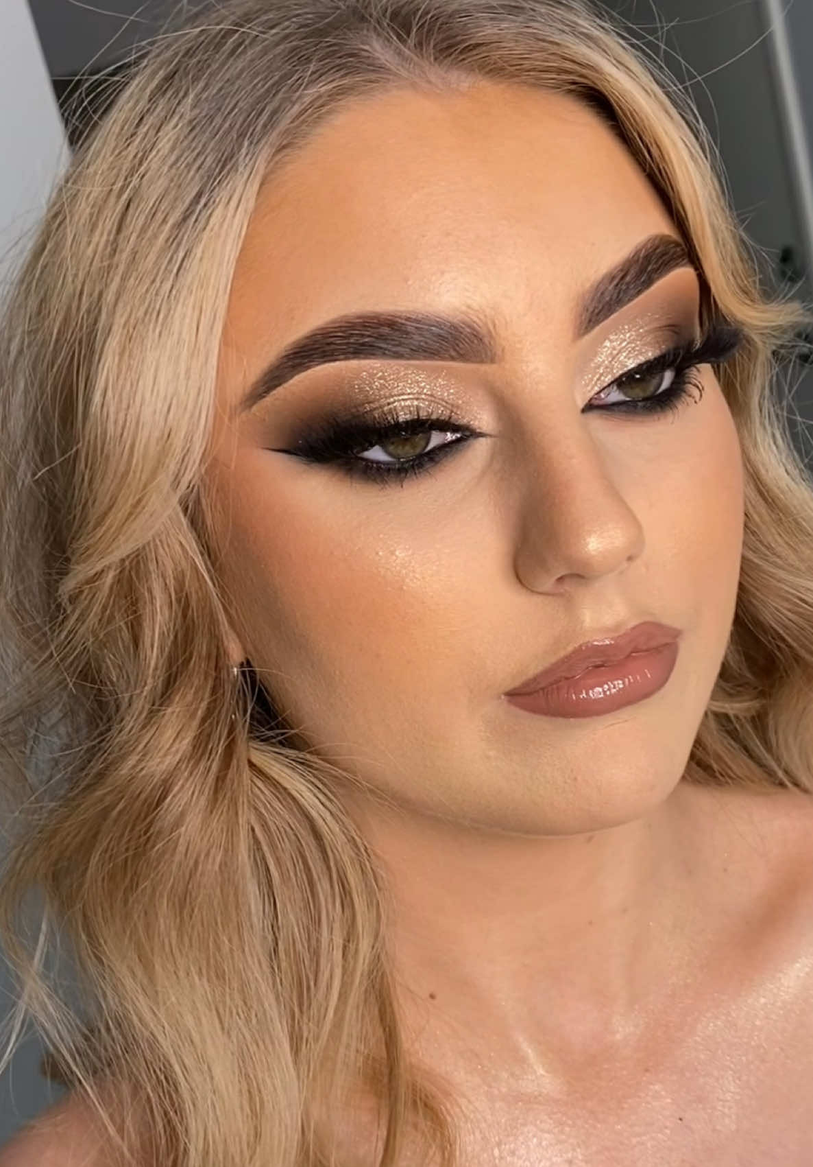 Me: “Say no more” 🪄 full glam will always have my heart 🫶🏼 #makeuptransformation #makeuptutorial #makeupinspo #fullglam #makeupartist #thelookinhairandmakeup 