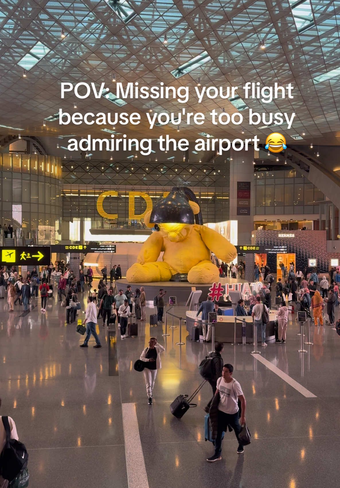 Missing your flight because you're too busy admiring the World‘s best Airport in Doha. #hamadinternationalairport#doha#qatar#airport#travel#travelgoals#visitqatar#traveltiktok#foryou#foryoupagе#foryourpagе#fy#fyp#fyppp#viral#viralvideos#dohainternationalairport 