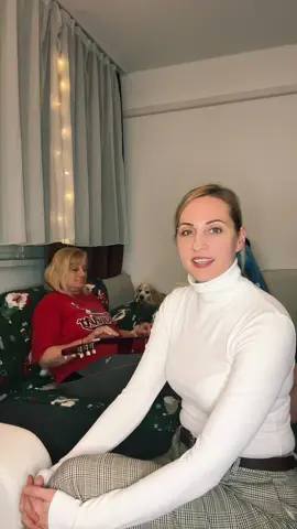 /hirdetés/ szombaton ki fogunk sorsolni egy 20ezer ft értékű utalványt amit március 31-ig fel tudsz használni. Nincs más dolgod csak kövesd be a @Zazie Bistro & Bar -t . Ha ez kész írj kommentbe egy 🎄. Sok sikert #tájmi #magyartiktok #nekedbe #freetimi #foryou #joszia #zaziebistro #zazieadvent 