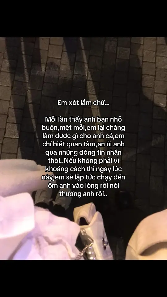 Em xót lắm…☺️ #tinhyeu #tâmtrạng #nhớ #yêuxa #thươnganh #lênxuhướng #viral #yêu #tâm_trạng_buồn #xh 