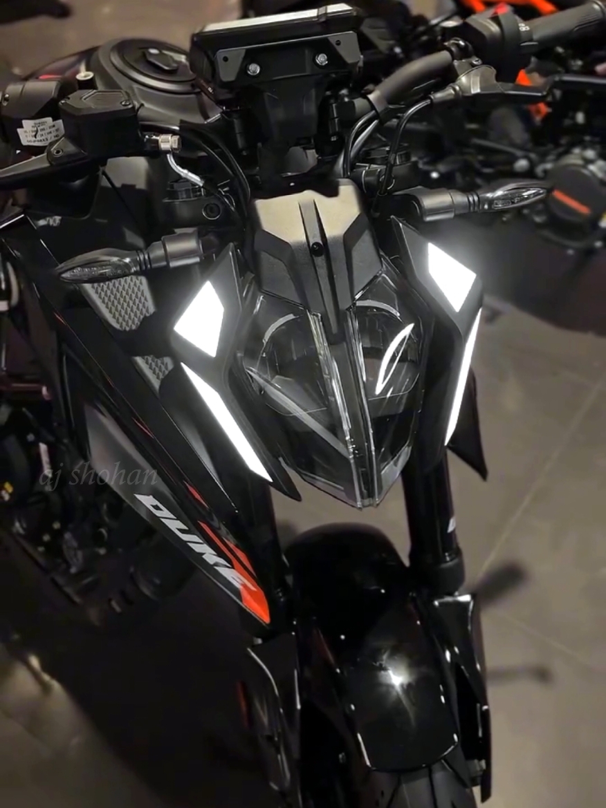 Maybe me... KTM Duke 250 Black Colour New Model 2025 #duke250 #ktmduke250 #ktmduke #ktm #ypfッ #foryou #foryoupage #bikelover #ajshohan #kushtia 