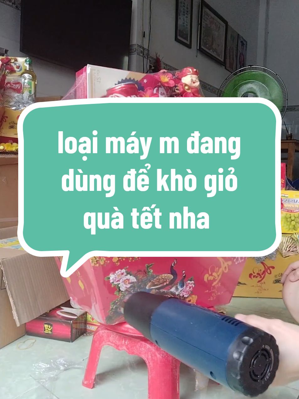 máy khò talon 2000w này xài ổn nha mn , bền nữa  y xài mấy mùa r vẫn ok  nha , máy lên nhiệt nhanh , khò giỏ quà nhanh tiết kiệm thời gian để m làm việc khác nữa nè  #gioquatet#tet2025 #maykhotalon#giadunhgtienich #maykhomangco#xuhuong #yenhoatuoi
