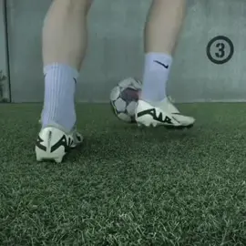 Neymar🇧🇷 x shape of you #brasil🇧🇷 #neymar #footballtiktok #Soccer #11 #championsleague #edit #fyp #fy #edsheeran #shapeofyou 