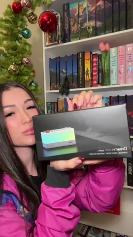 Love this dreammate for when im reading! #DreamMate #FYP #ForYouPage #BookClub #BookTok #BookTok #BookTokGirlies #ReadWithMe #BookFyp #Bookshelves #Trending #Bookshelves #Bookstagram #whitenoise #yoga #meditation #babysounds #takoo #speaker #bluetoothspeaker #djbox #djboxing #ambientlight #whitenoisemachine #naturesounds #relaxation #babysleep #asmrsound #tiktokshopholidayhaul #christmasgift #giftforhim #giftforher #giftforkids 