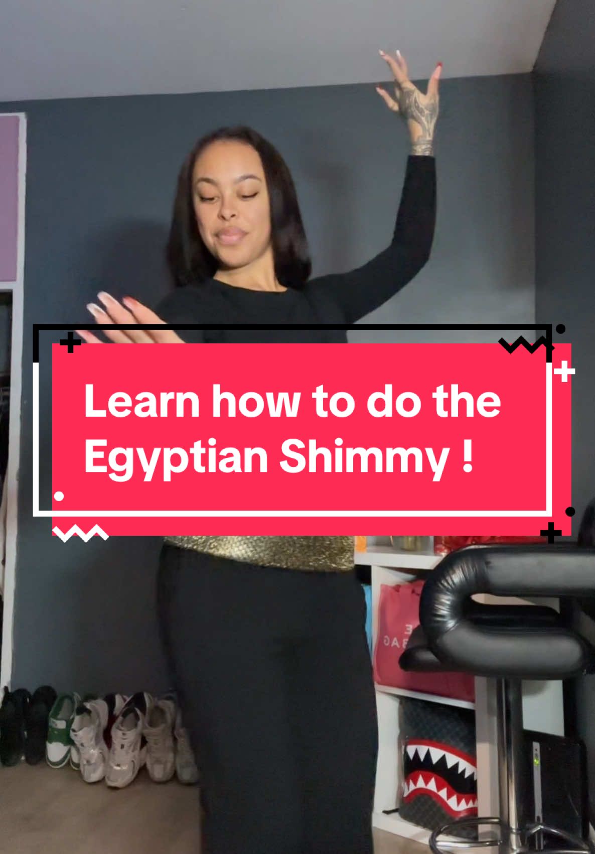 Learn how to do the Egyptian Shimmy💃i will do a more in dept video soon 🤌🏼 #foryoupage❤️❤️ #viral_video #bellydancetiktok #fyp 