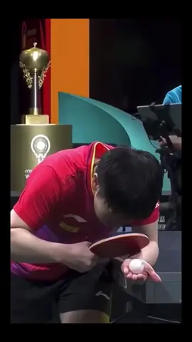 Tình địch xuất hiện một lần, anh ta ghen nổ đom đóm mắt một lần mà content hoài chưa hết 😂😂😂  Shabao 1s trước: 