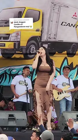 Membalas @ianbale612 anggun cantika di acara jamnas cmic 11 pangandaran,beli kaosnya mumpung masih ada stok  #jamnaspangandaran2024 #cmic_indonesia #jamnascmic #jamnaspangandaran #angguncantika #technochannel #longsvideo 