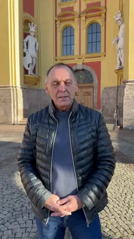 Heute stellt sich unser @Peter Wurm vor. Er ist 59 Jahre alt und sitzt schon seit 10 Jahren für die FPÖ im Nationalrat. Neben sozialer Gerechtigkeit und der Südtirol-Frage ist ihm vor allem der Erhalt des Bargelds ein großes Anliegen! #politik #tirol #österreich🇦🇹 #fpoe #innsbruck 