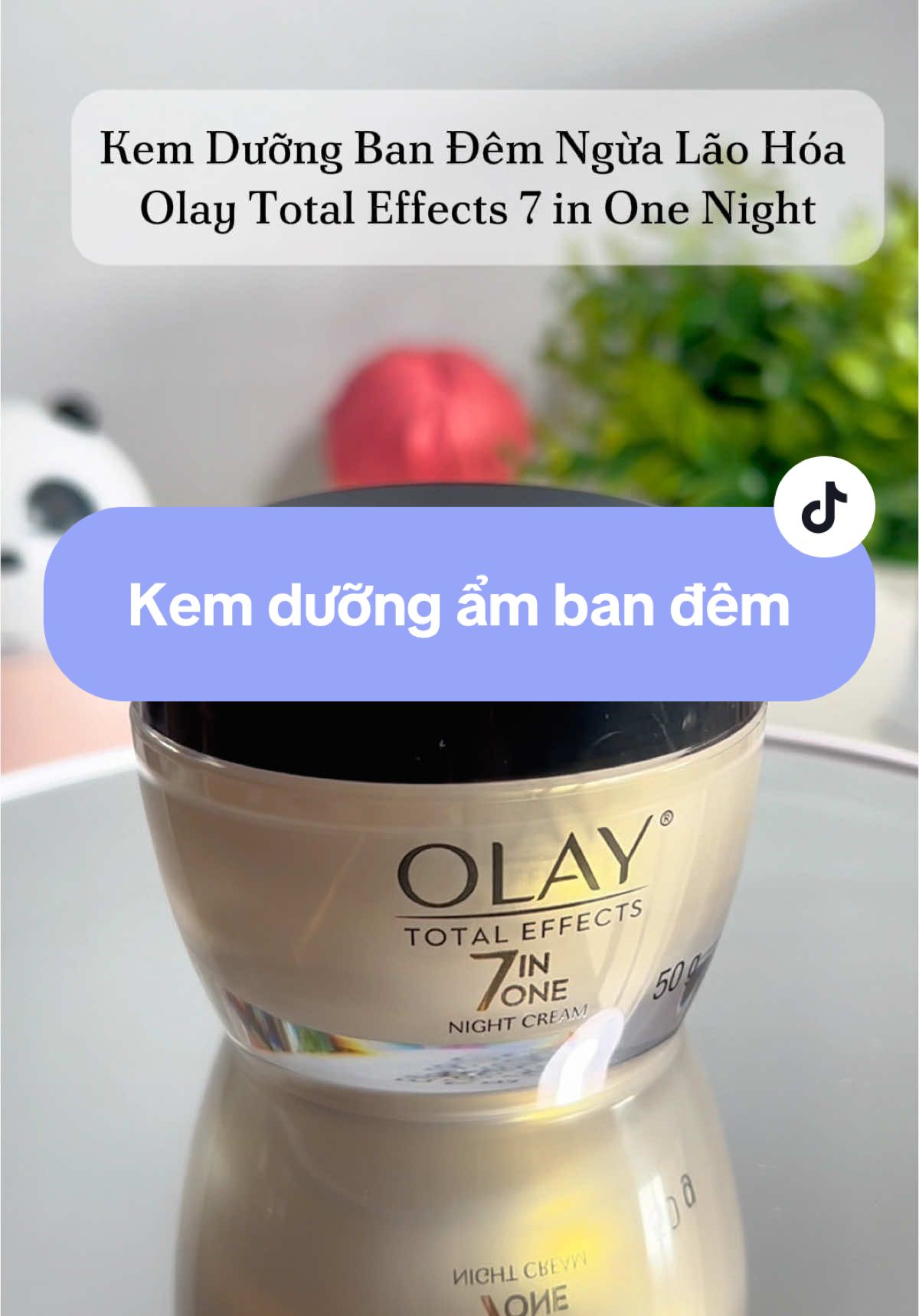 Olay Total Effects 7 in One – một trong những dòng sản phẩm chủ lực nổi tiếng của thương hiệu Olay, giúp cung cấp hàm lượng dưỡng chất dồi dào nuôi dưỡng làn da suốt cả đêm dài, ngăn ngừa 7 dấu hiệu lão hóa da hiệu quả ngay cả khi bạn đang say giấc. #kemduongtrangda #olay #duongda #review #lamdepmoingay #duongdadep #kemduongbandem 