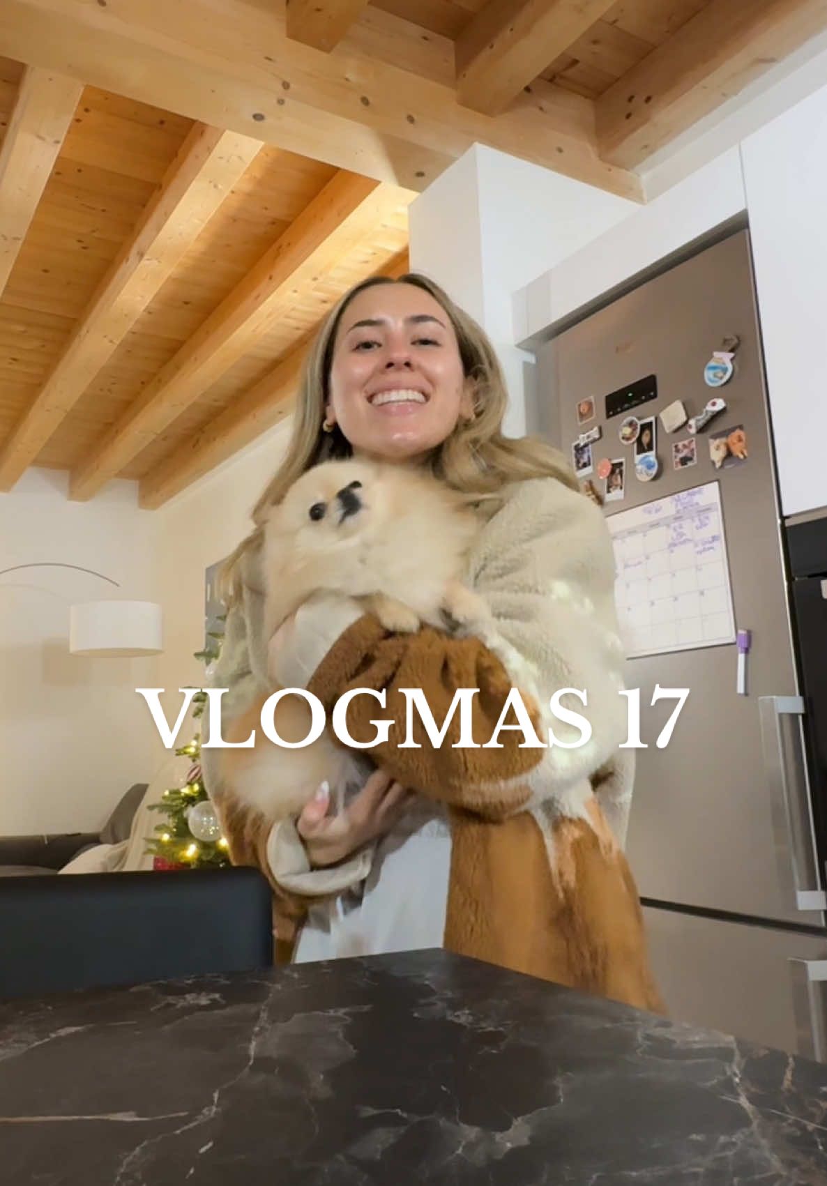 VLOGMAS DAY 17 andiamo a dormire da @Luciano Spinelli e a fare una sorpresa a @Melissa Tani 🎁✨ #Vlogmas #cleotoms #cleovlogs #natale #xmas #Vlog #christmas #countdown #countdowntochristmas #vlogdiunagiornata #adayinmylife 